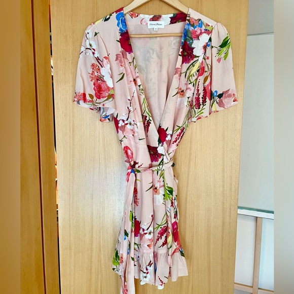 REVOLVE - Privacy Please - Finlay Mini Dress in Nude Amy Floral - Small - Picture 5 of 5